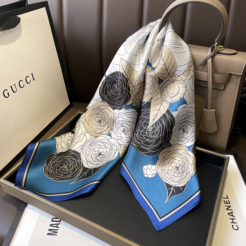 Carré 100% Soie Décoration Fleur Bleu Femme