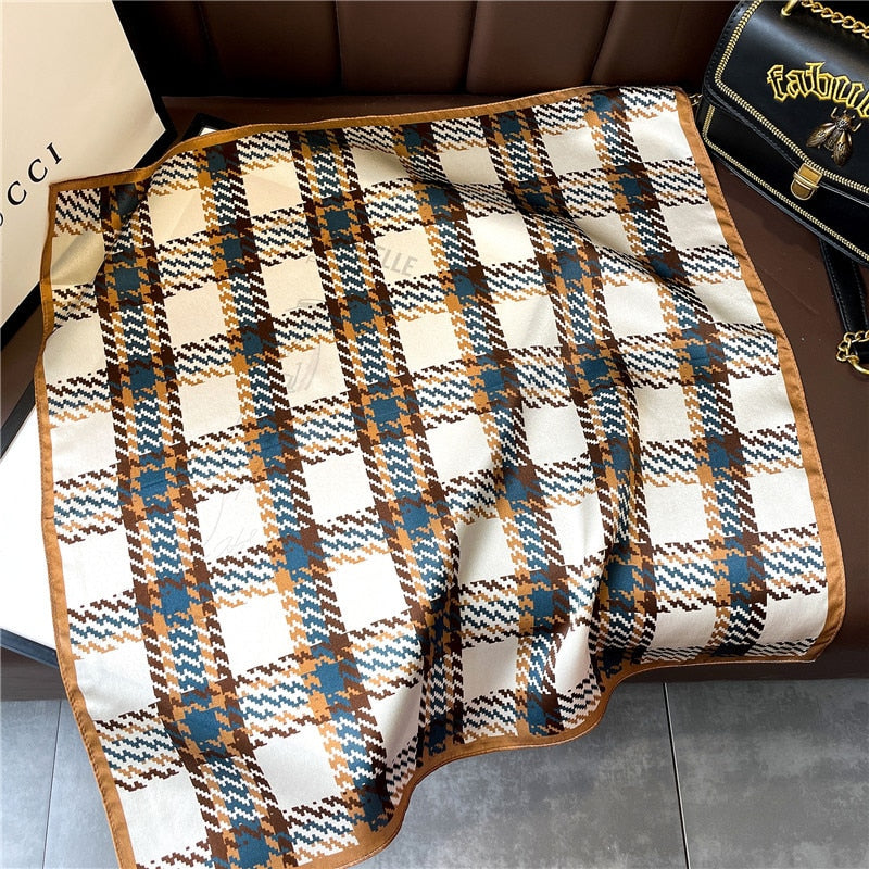 Carré 100% Soie Chic Femme