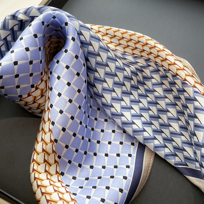 Carré 100% Soie Chic Femme