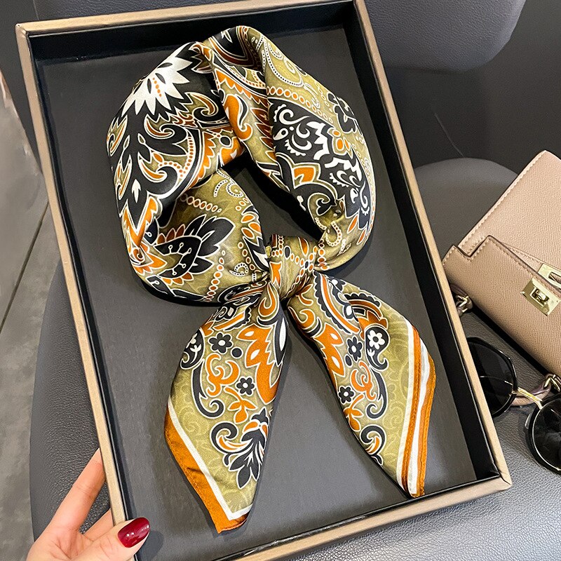 Carré 100% Soie Décoration Chic Femme
