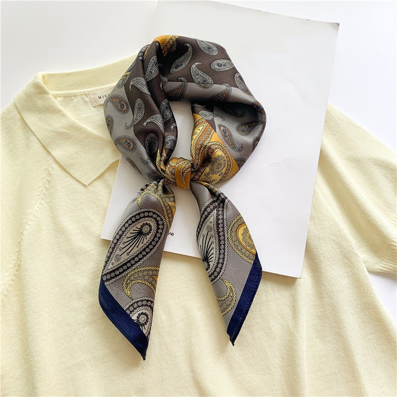 Carré 100% Soie Chic Femme