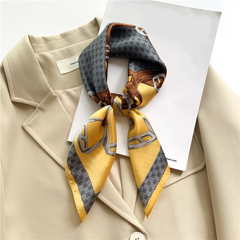 Carré 100% Soie Femme Chic