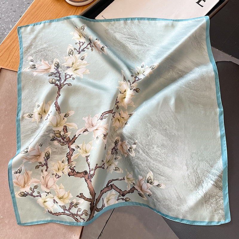 Carré 100% Soie Chic Femme