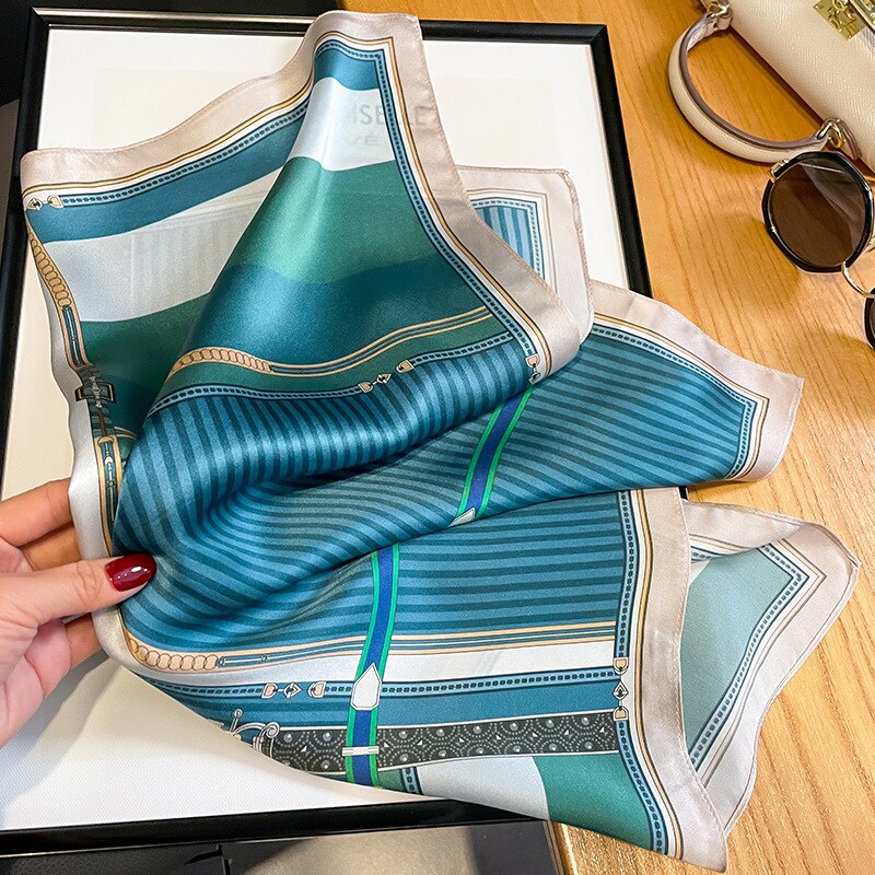 Carré 100% Soie Décoration Chic Femme