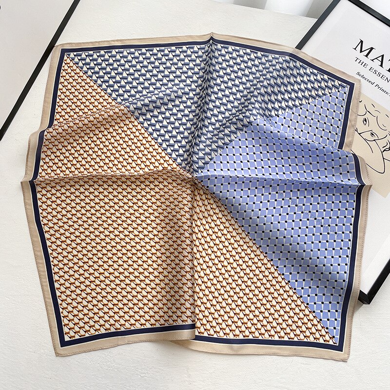 Carré 100% Soie Chic Femme