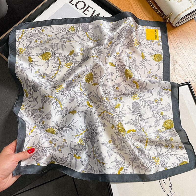 Carré 100% Soie Blanc Femme