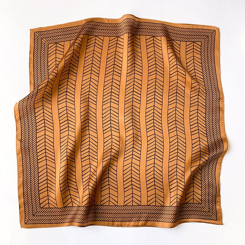 Carré 100% Soie Décoration Moderne Femme