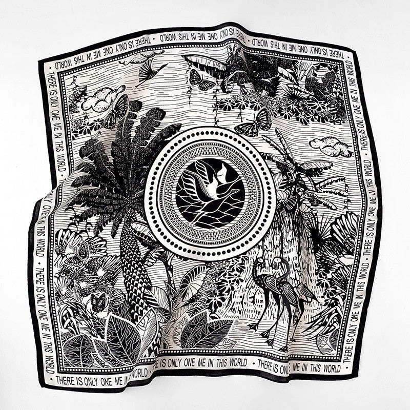 Carré 100% Soie Décoration Fleur Femme | La Parisienne