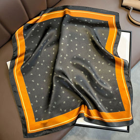 Carré 100% Soie Chic et Raffiné