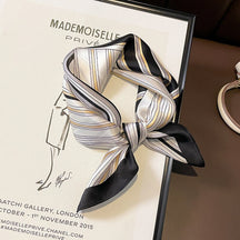 Carré 100% Soie Chic et Moderne Femme