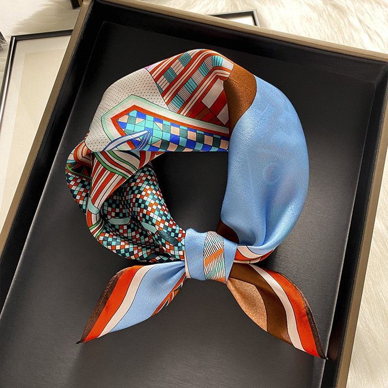 Carré 100% Soie Décoration Moderne Femme