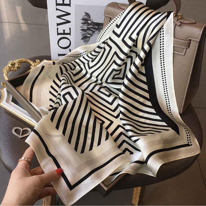 Carré 100% Soie Original Femme