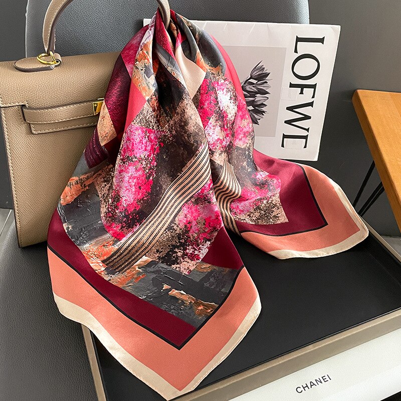 Carré 100% Soie Chic Femme