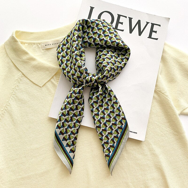 Carré 100% Soie Unique Femme