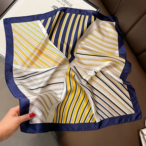 Carré 100% Soie Chic et Moderne Femme