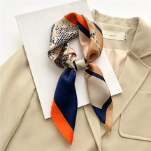 Carré 100% Soie Décoration Moderne Femme