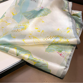 Carré 100% Soie Décoration Fleur Femme