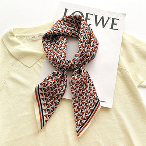 Carré 100% Soie Unique Femme