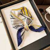 Carré 100% Soie Chic et Moderne Femme