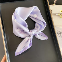 Carré 100% Soie Décoration Fleur Femme | La Parisienne